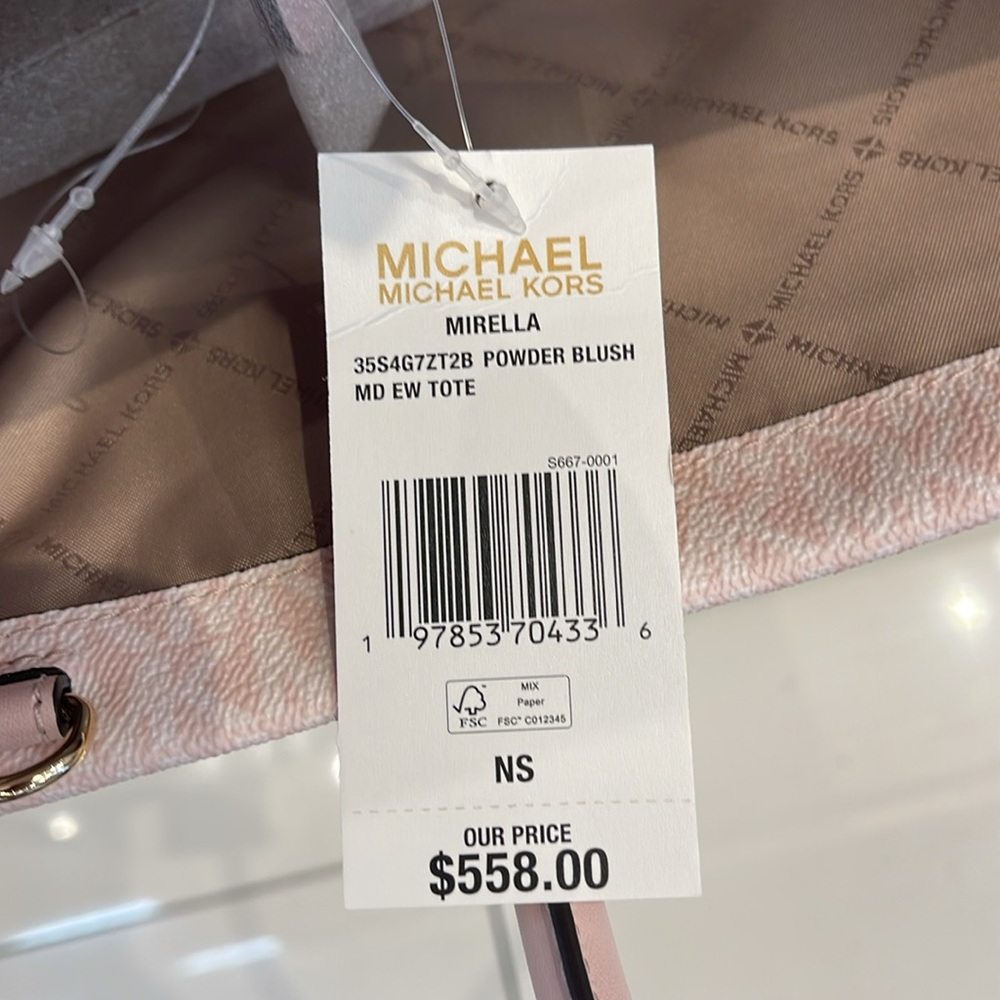 MICHAEL KORS Mirella Medium EW Ombré Logo Tote Bag
POWDER BLUSH
NWT - Picture 9 of 12